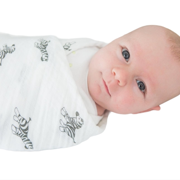 NIB Amazing Baby Muslin Swaddle Blanket in Premium Cotton Soft Black Zebra Print - Picture 4 of 11